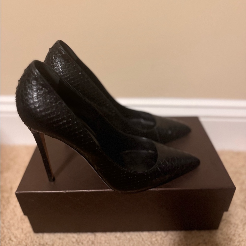 Black Gucci Python Pumps - image 1